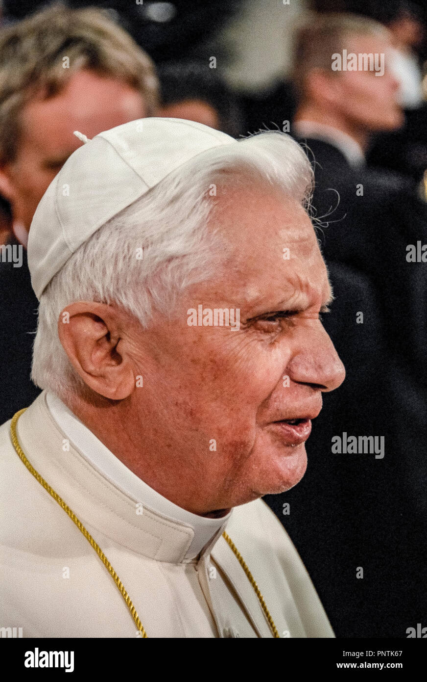 Pope Benedict XVI  - vatican Aula Paolo VI 16/04/2007 - He is 80 years old Stock Photo