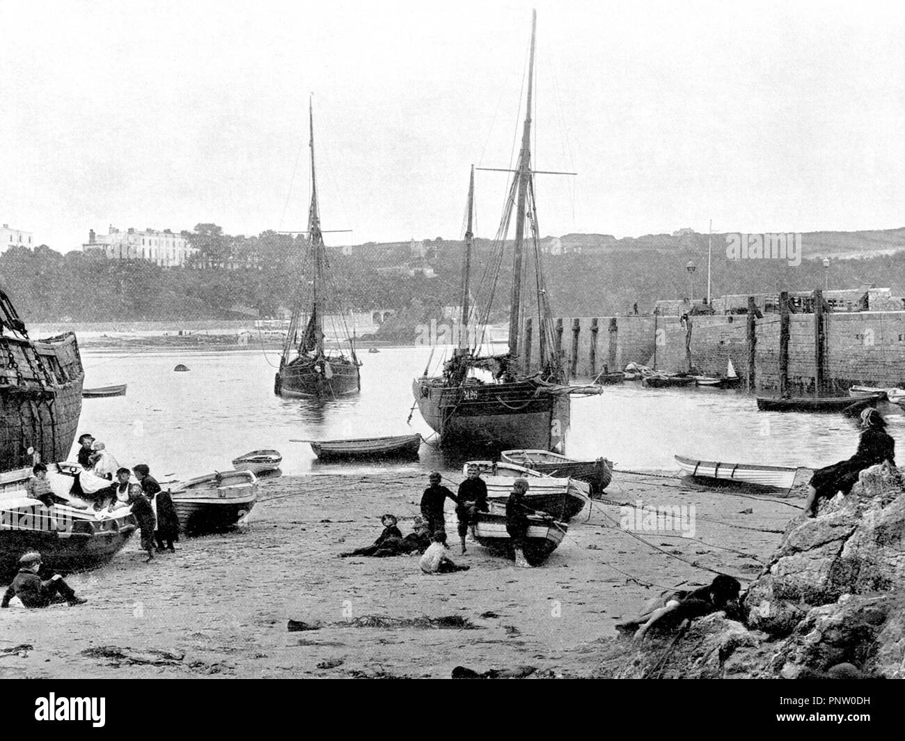 Tenby Harbour, early 1900s Stock Photo - Alamy
