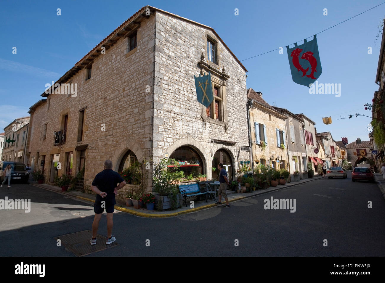 Monpazier Dordogne France Stock Photo Alamy