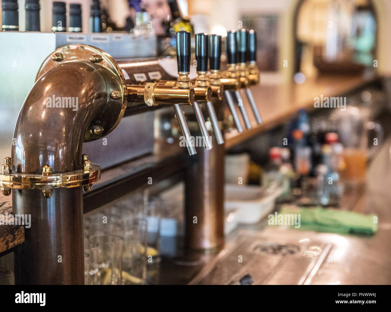 Beer taps with shiny background hi-res stock photography and images - Alamy