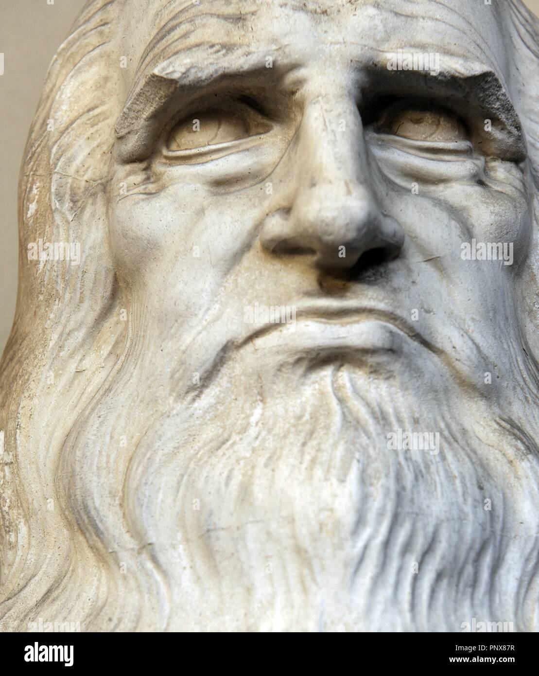 Leonardo da Vinci (1452-1519). Italian Renaissance polymath. Bust. Detail. Courtyard of  Pinacoteca Ambrosiana. Milan. Italy. Stock Photo