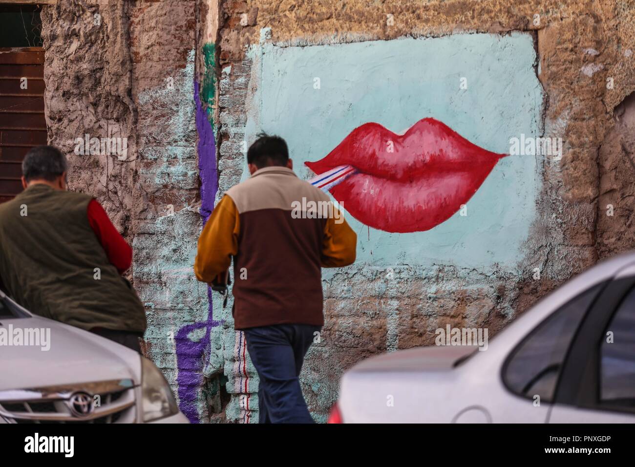 Labios rojos.  ... Murales y pinturas de la calle No reeleccion en la colonia Centro de Hermosillo. Stock Photo