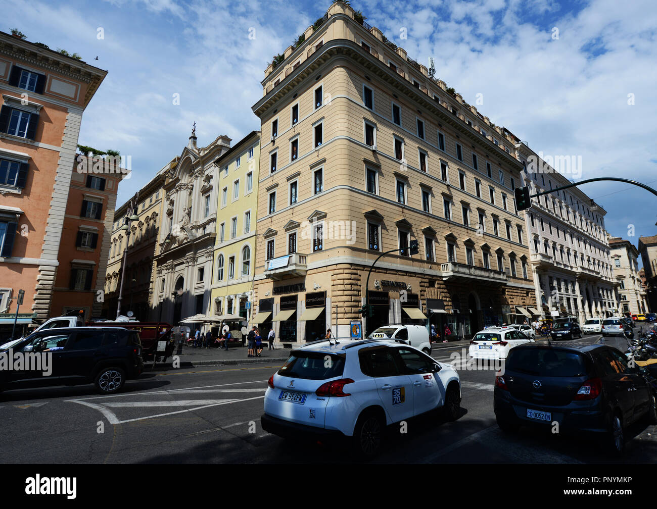 Corso vittorio emanuele ii hires stock photography and images Alamy
