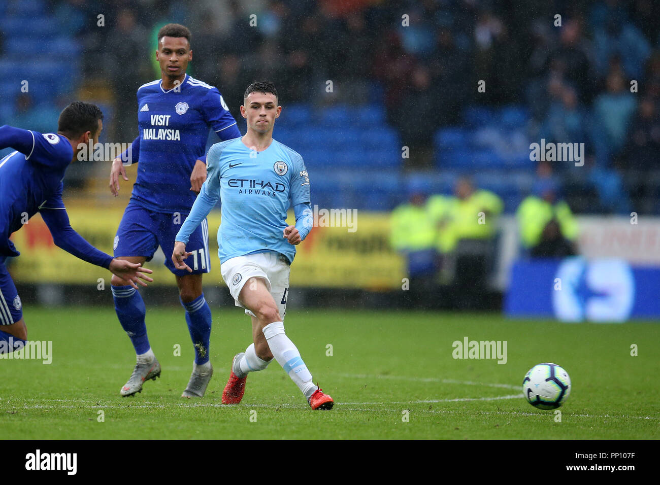 Cardiff, UK. 22nd Sep, 2018. Phil Foden of Manchester city in action. Premier League match, Cardiff City v Manchester City at the Cardiff City Stadium on Saturday 22nd September 2018.  this image may only be used for Editorial purposes. Editorial use only, license required for commercial use. No use in betting, games or a single club/league/player publications. pic by  Andrew Orchard/Andrew Orchard sports photography/Alamy Live news Credit: Andrew Orchard sports photography/Alamy Live News Stock Photo