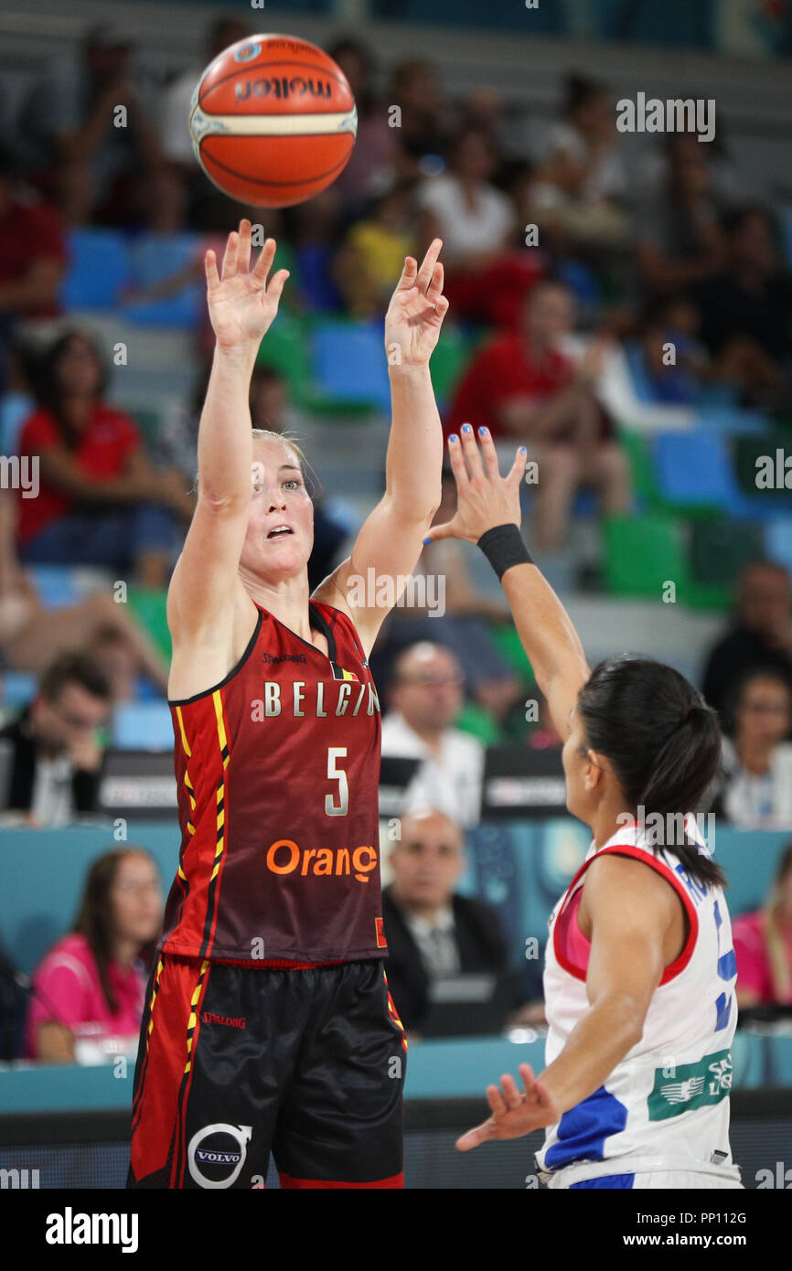 Tenerife Spain 22nd Sep 2018 Kim Mestdagh L Of Belgium Shoots During The Group C Match Between Belgium And Puerto Rico At The 2018 Fiba Women S Basketball World Cup In Santa Cruz