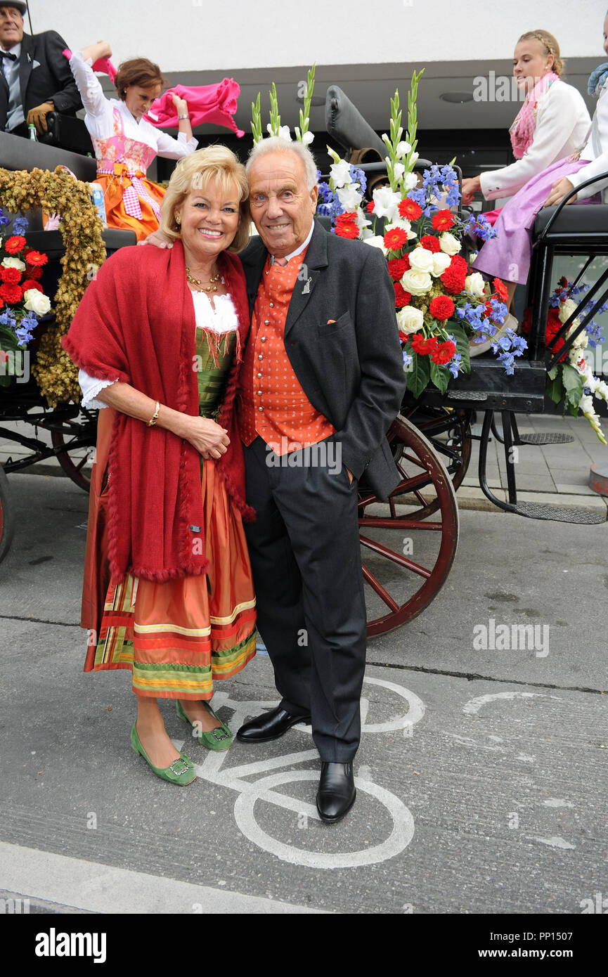 Margot steinberg hires stock photography and images Alamy