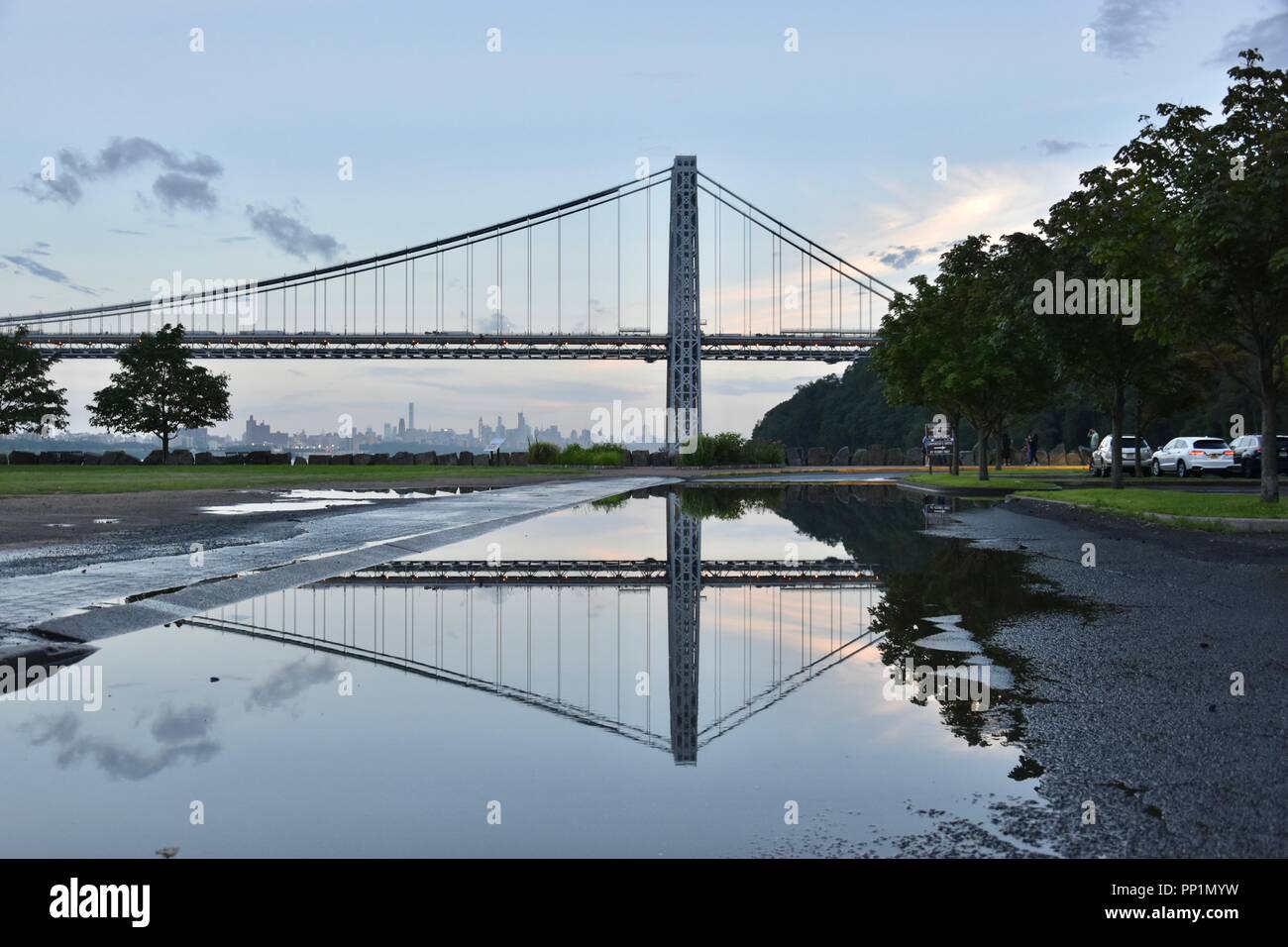 A view of the Washington Bridge spanning the Hudson River