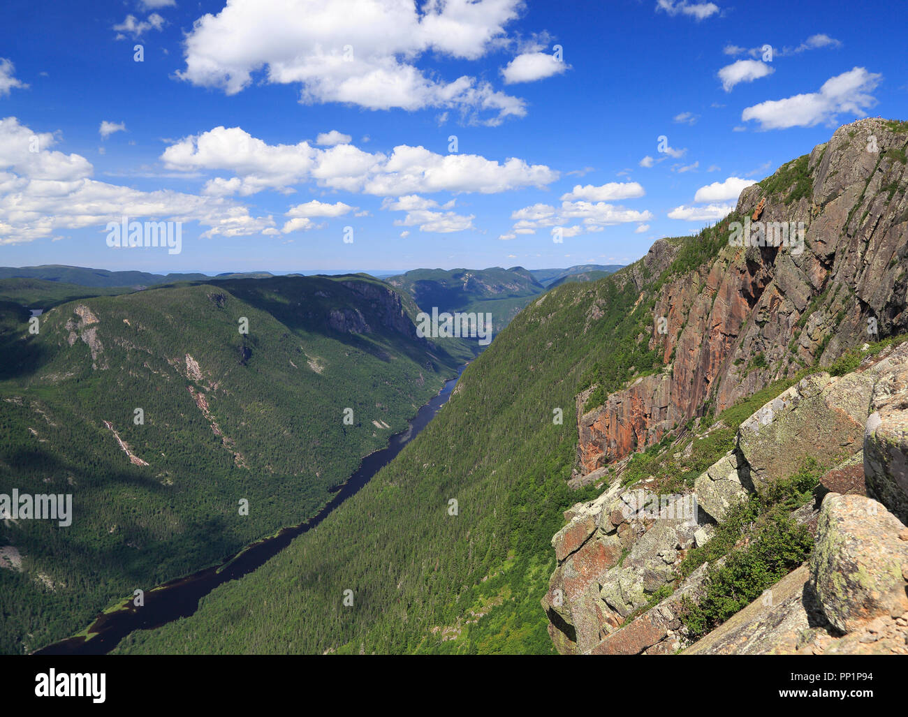 Acropoles des Draveures, National