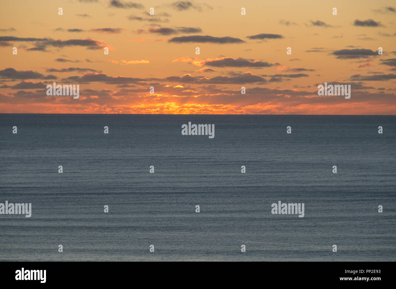 Surf swell lines hi-res stock photography and images - Alamy