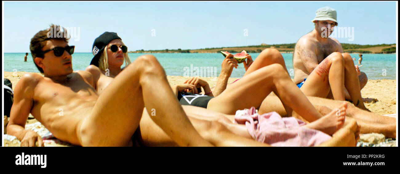 voyeur chez les nudistes brussels voyeur chez les nudistes brussels