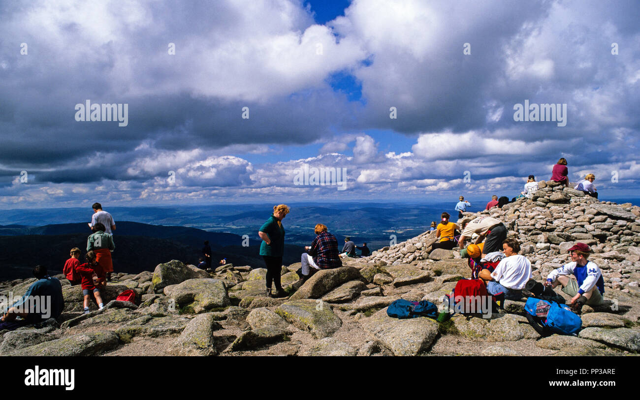 Walkers, Summit of Mt Cairn Gorm, Cairngorms, Mountain Range, Highlands, Scotland, UK, GB. Stock Photo