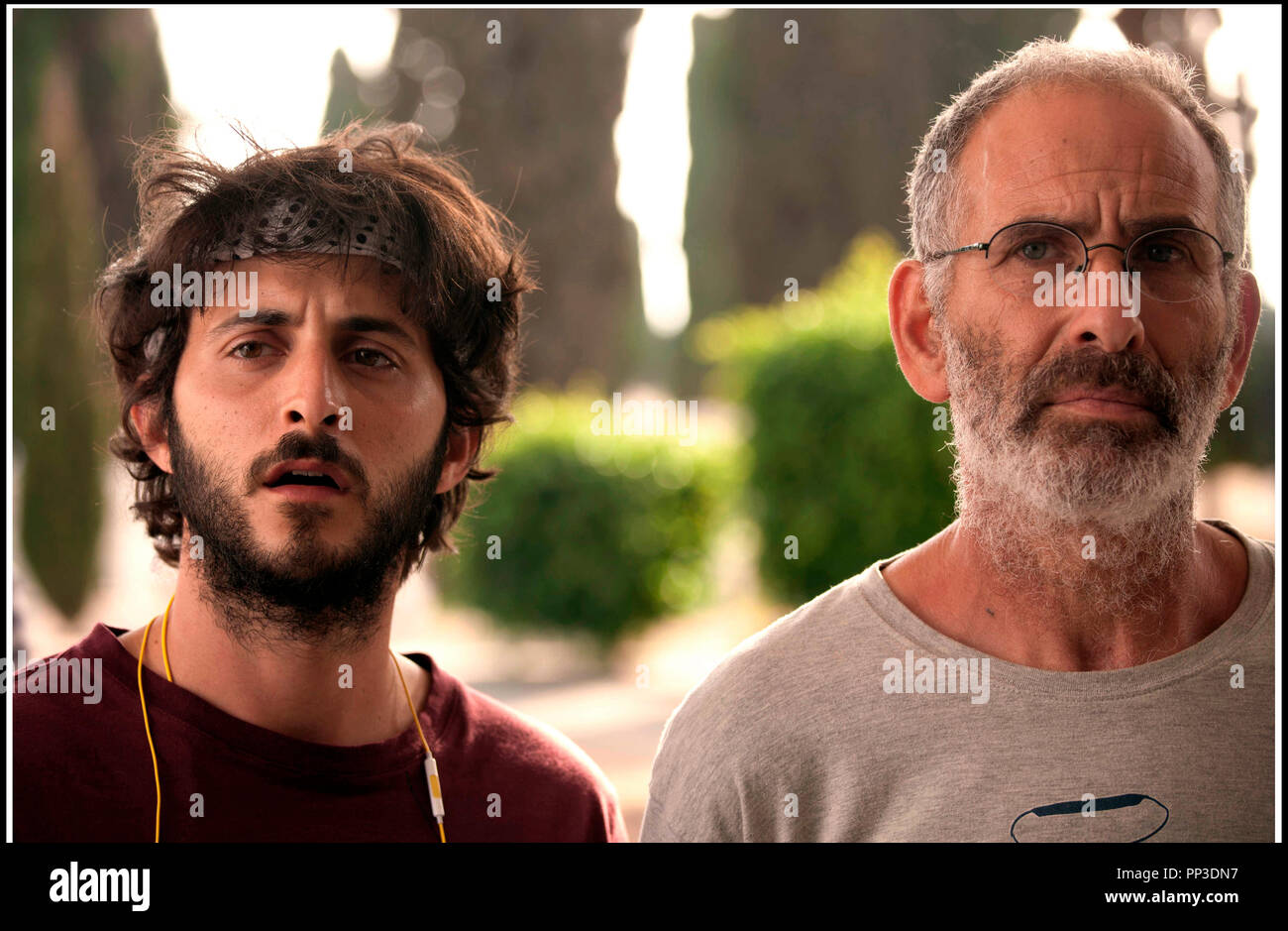 Films Et Séries Tv Avec Tomer Kapon Black Sheep Film Stock Photos & Black Sheep Film Stock Images - Alamy