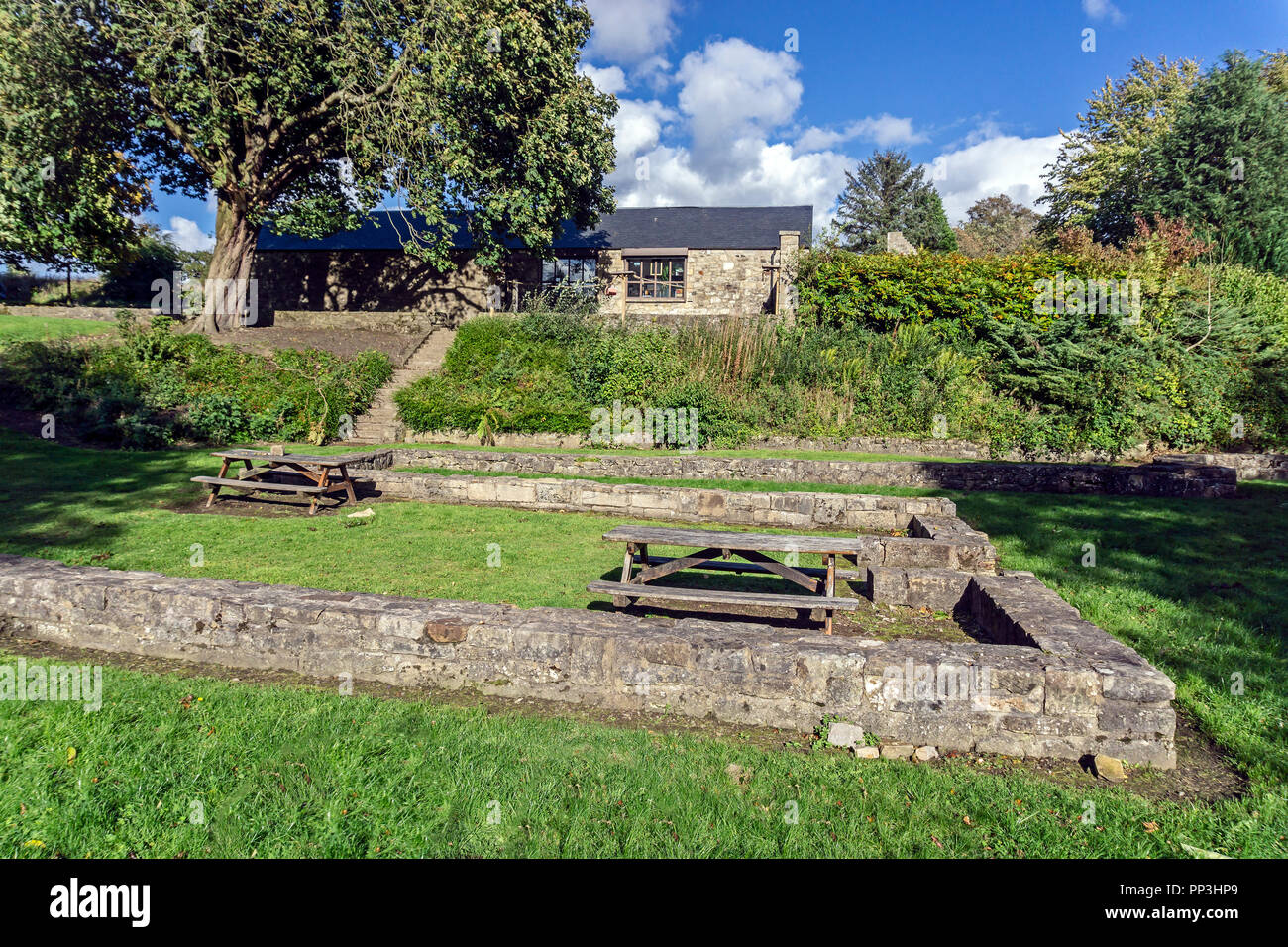 Muiravonside country park hires stock photography and images Alamy