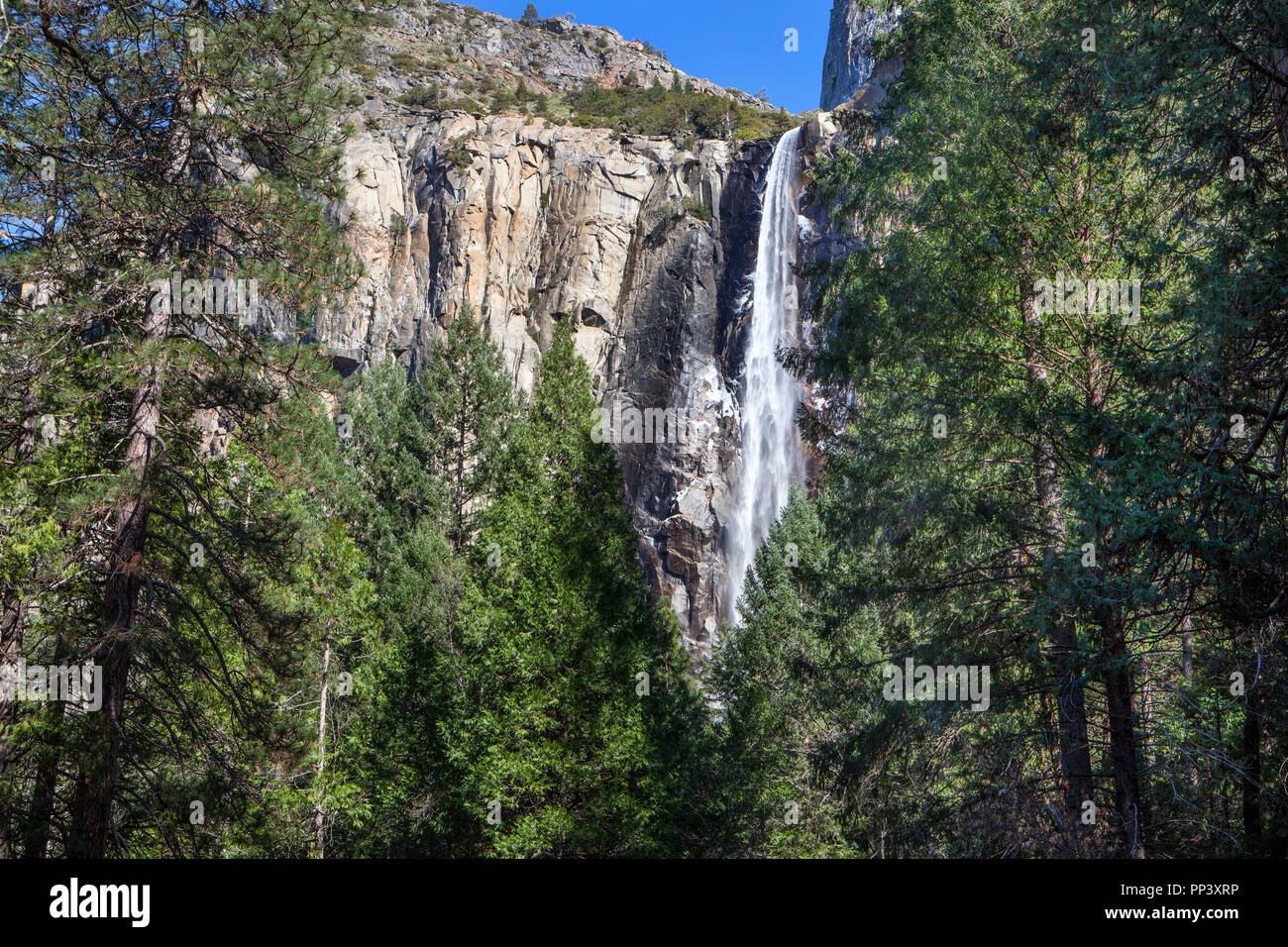 Bridal Veil Falls Yosemite National Park Stock Photo Alamy
