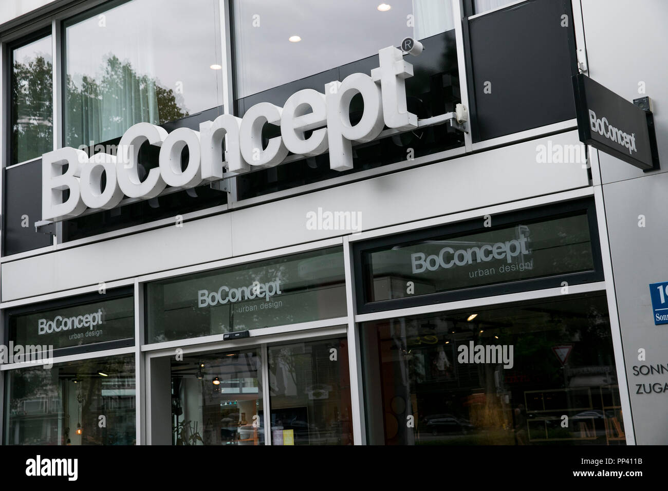 BoConcept The Undefined (BoConceptギャラリー) The Undefined (BoConceptギャラリー) - メルカリ