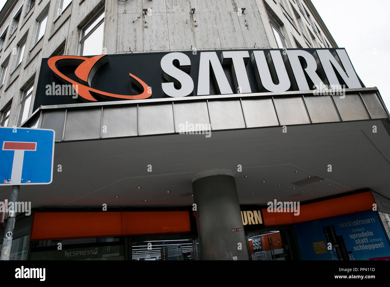 A logo sign outside of a Saturn retail store in Munich, Germany, on August  25, 2018 Stock Photo - Alamy