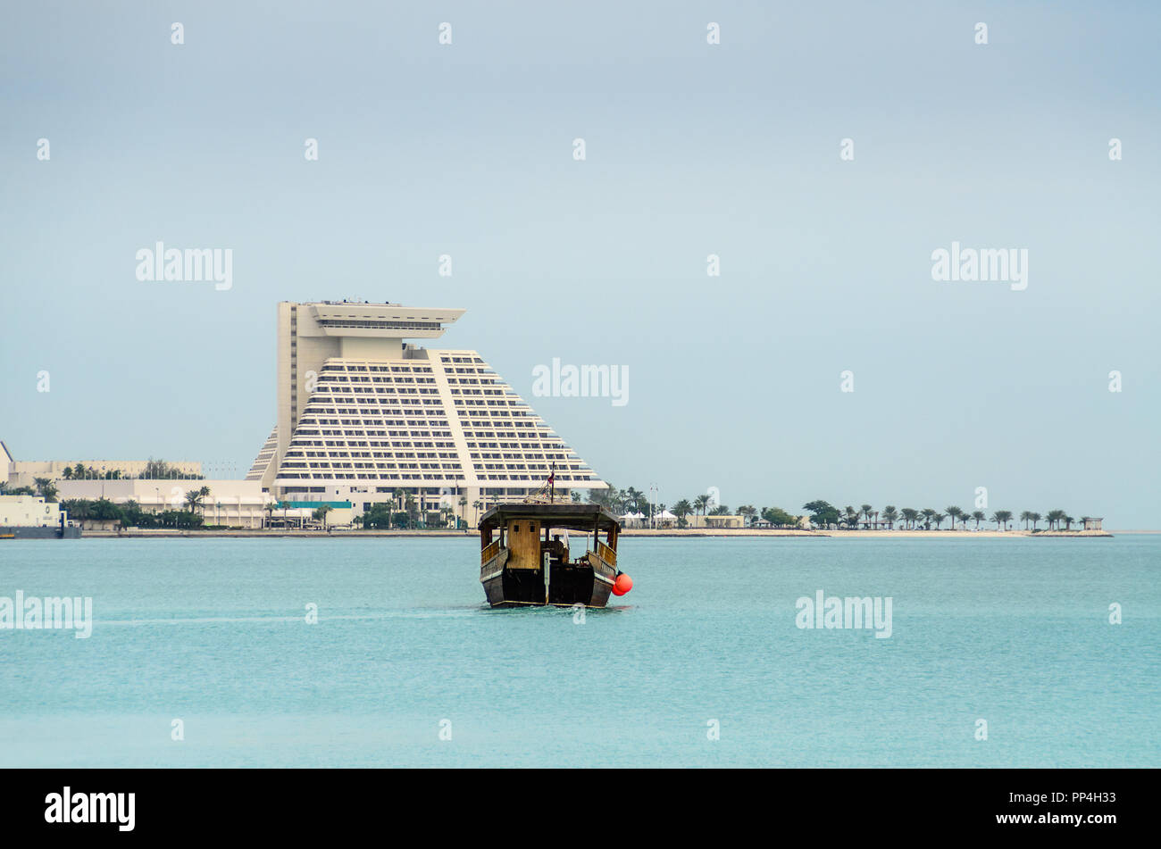 Doha building hi-res stock photography and images - Alamy