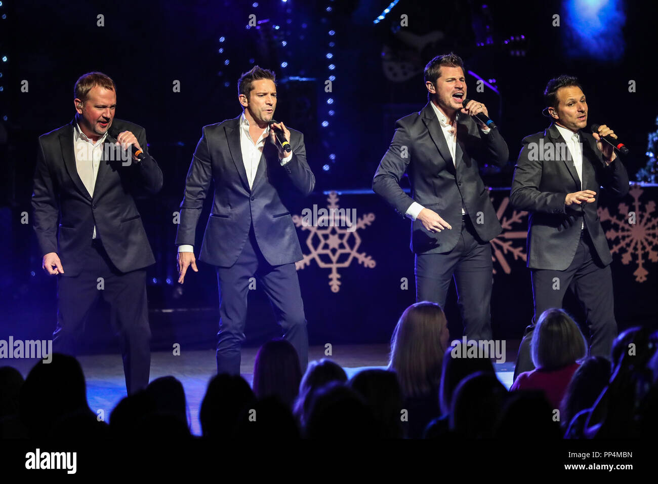 98 degrees band hi-res stock photography and images - Alamy