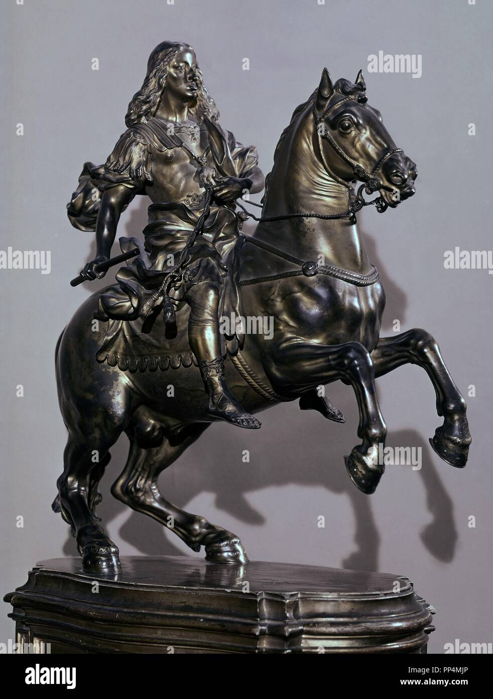 Escultura ecuestre de bronce hi-res stock photography and images - Alamy