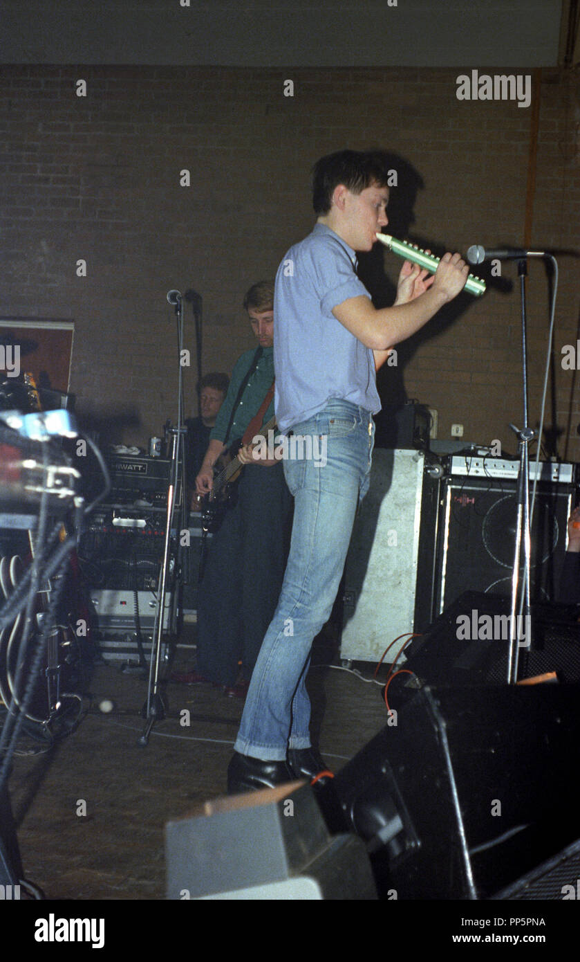 New Order's Bernard Sumner and Peter Hook, Bedford Boy's Club, 1981 Stock Photo