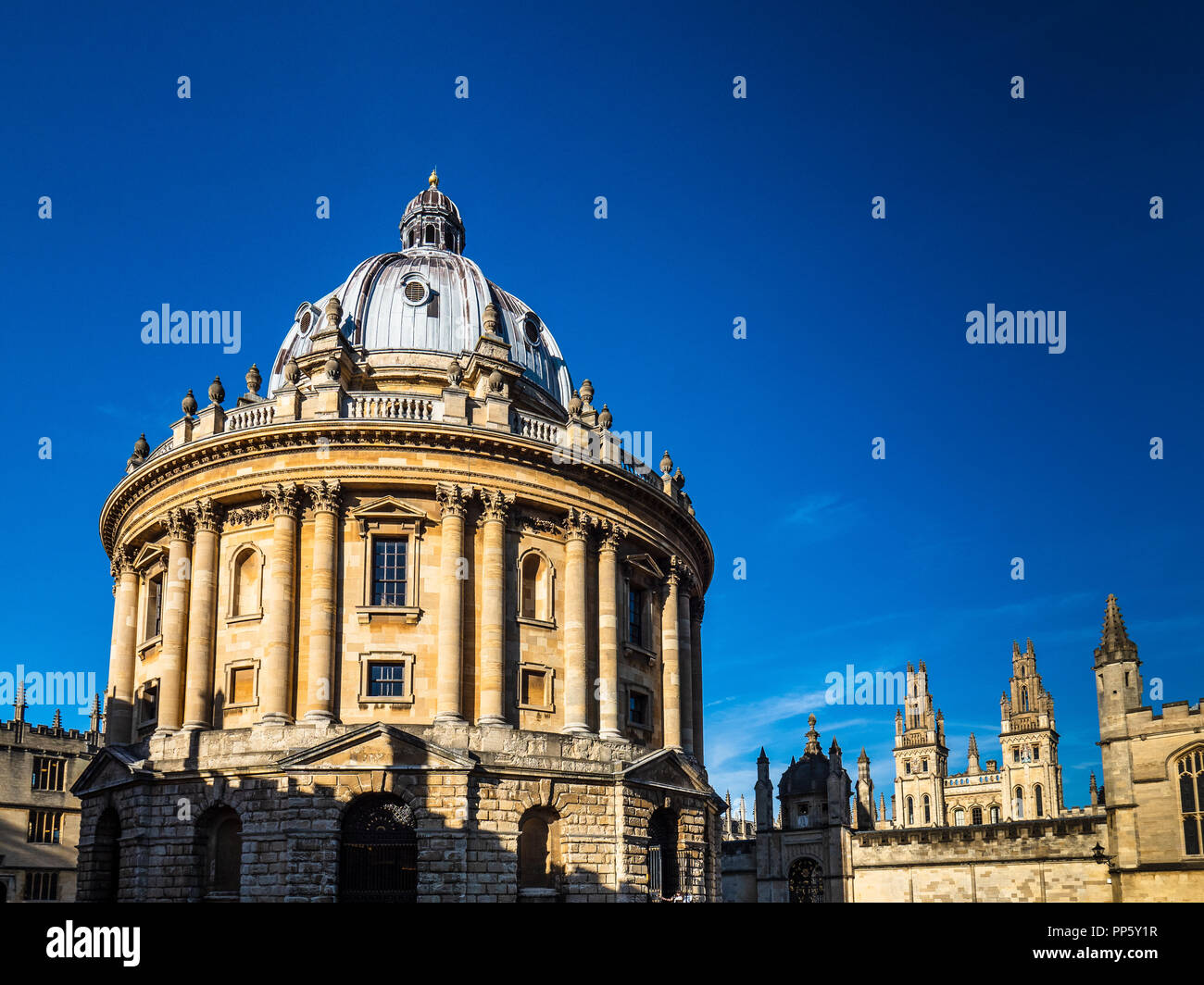 Radcliffe Camera Oxford - designed by James Gibbs to hold the Radcliffe Science Library the circular library opened in 1749. Known as Rad Cam. Stock Photo