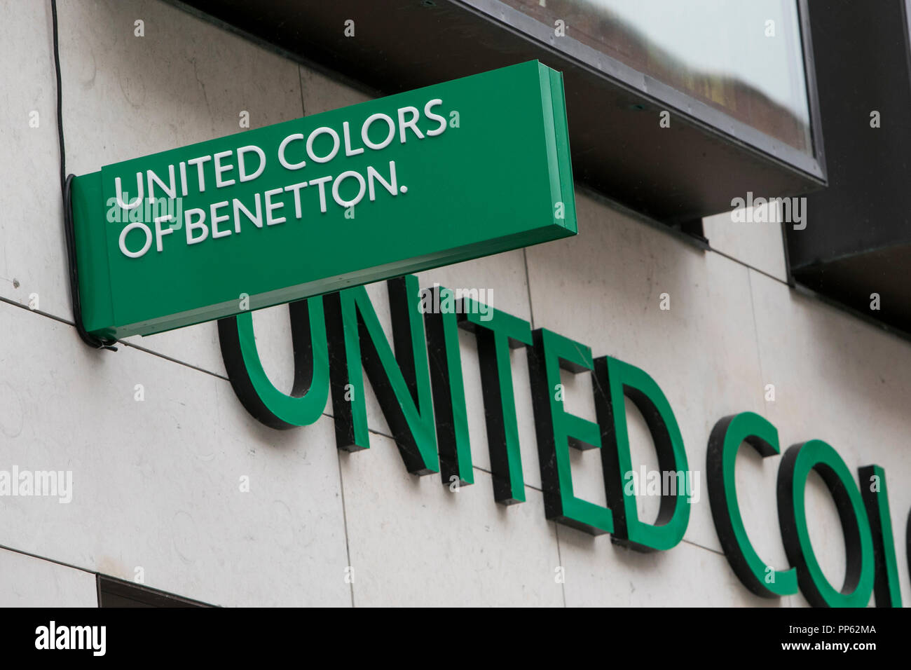 A logo sign outside of a United Colors of Benetton retail store in Munich,  Germany, on September 2, 2018 Stock Photo - Alamy