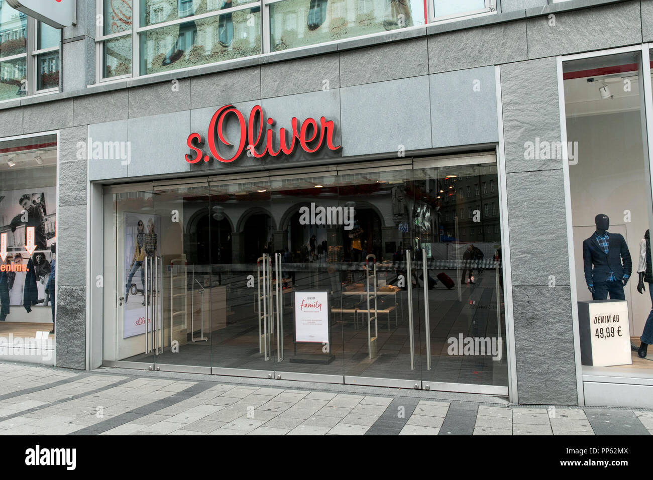 A logo sign outside of a s.Oliver retail store in Munich, Germany, on  September 2, 2018 Stock Photo - Alamy