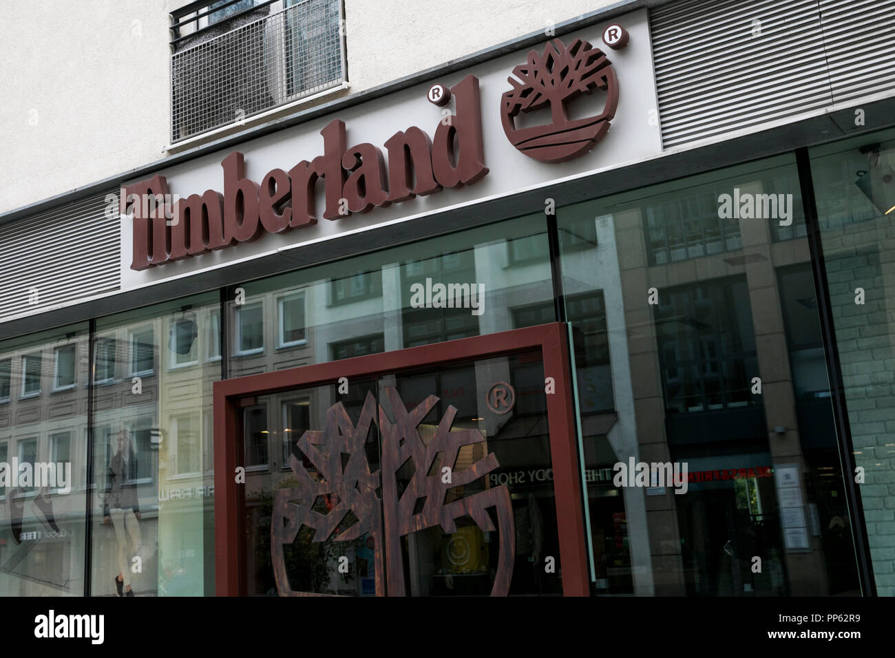 Timberland store hi-res stock photography and images - Alamy