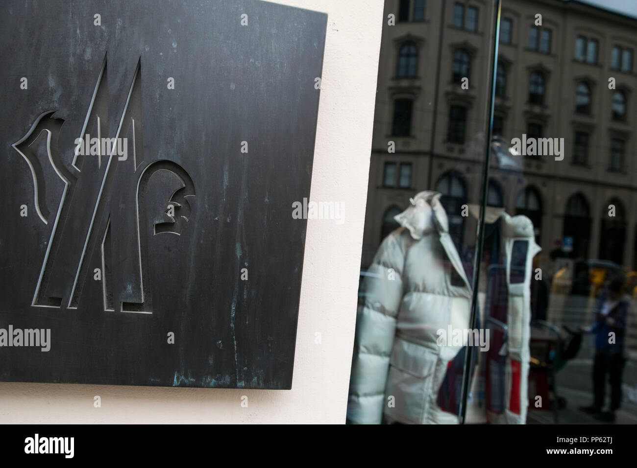 Moncler sign hi-res stock photography and images - Alamy