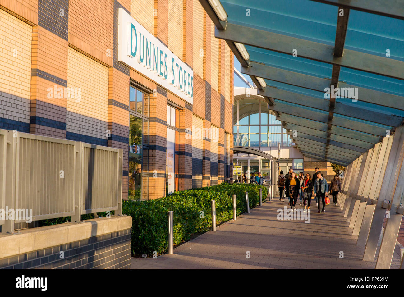 Dunnes stores logo sign hires stock photography and images Alamy