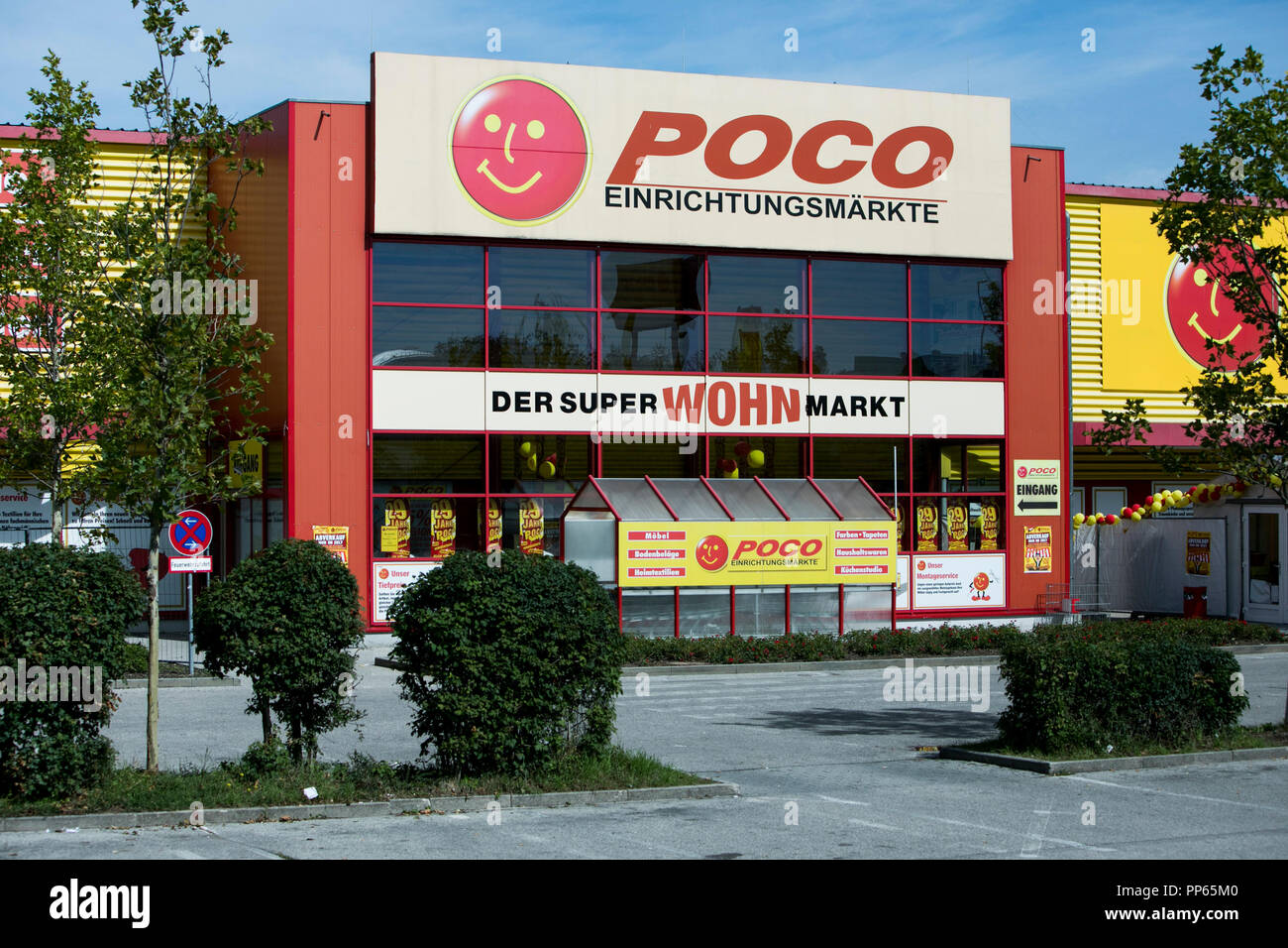 Poco hi-res stock photography and images - Alamy