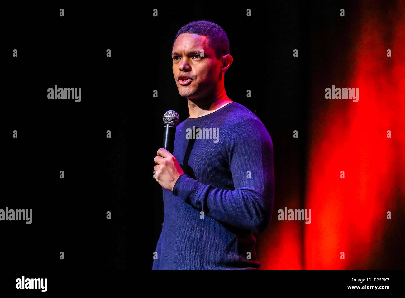 Trevor Noah Performs Stand-up comedy live on tour Stock Photo