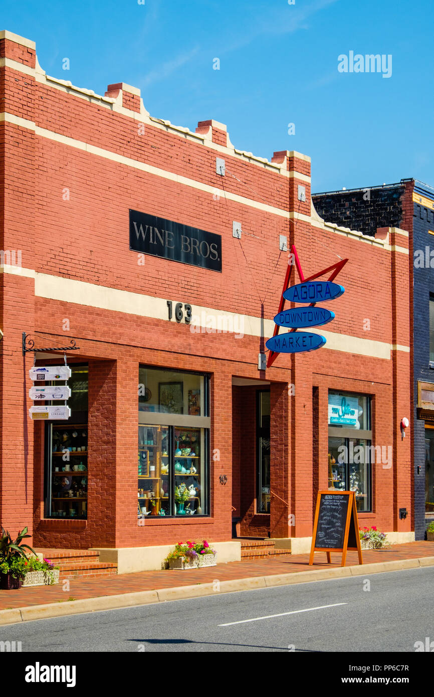 Agora Downtown Market, Wine Brothers Building, 165 South Main Street