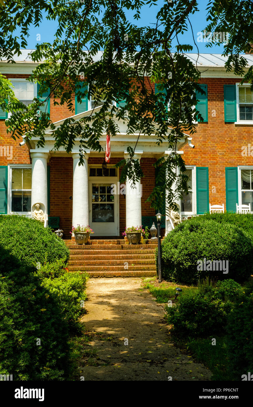 Cave Hill Farm, 9875 Cave Hill Road, McGaheysville, Virginia Stock