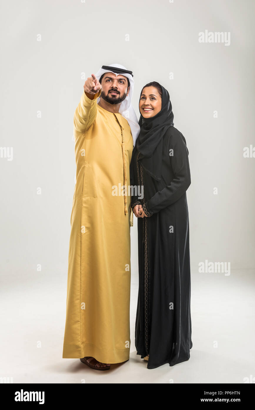arabic traditional dress for female