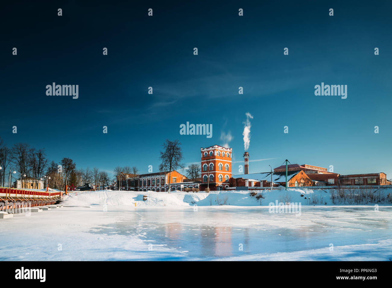 Winter snow factory hi-res stock photography and images - Alamy