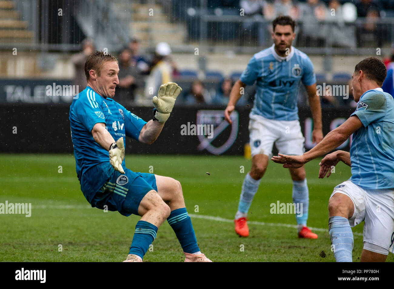 Chester, PA, USA. 23rd Sept, 2018. Sporting goalkeeper Tim Melia (29) sets up for a save in the second half against Philadelphia Union. © Ben Nichols/Alamy Live News Stock Photo
