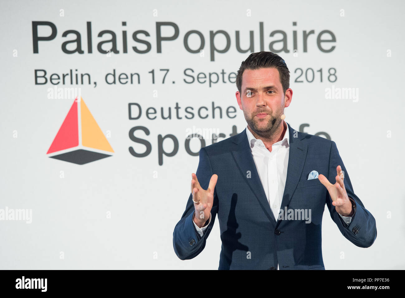 Moderator Matthias KILLING (ProSiebenSat1) Award of the Golden Sports Pyramid and awarding of the Sports Fellowship 2018 in the PalaisPopulaire of Deutsche Bank in Berlin, Germany on 17.09.2018. | usage worldwide Stock Photo