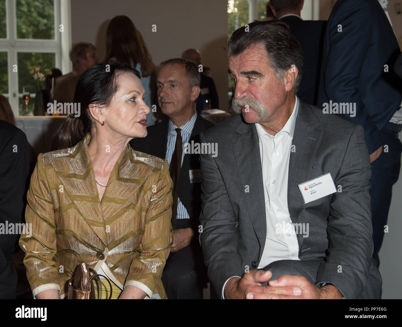 Per. Dr. Karin BUETTNERJANZ (Gymnastics, member, AûHall of Fame of the