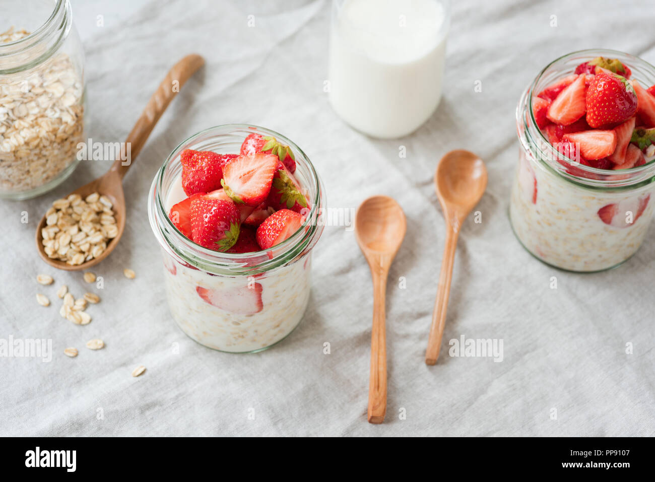 Featured image of post Simple Way to Overnight Oats Jar With Spoon