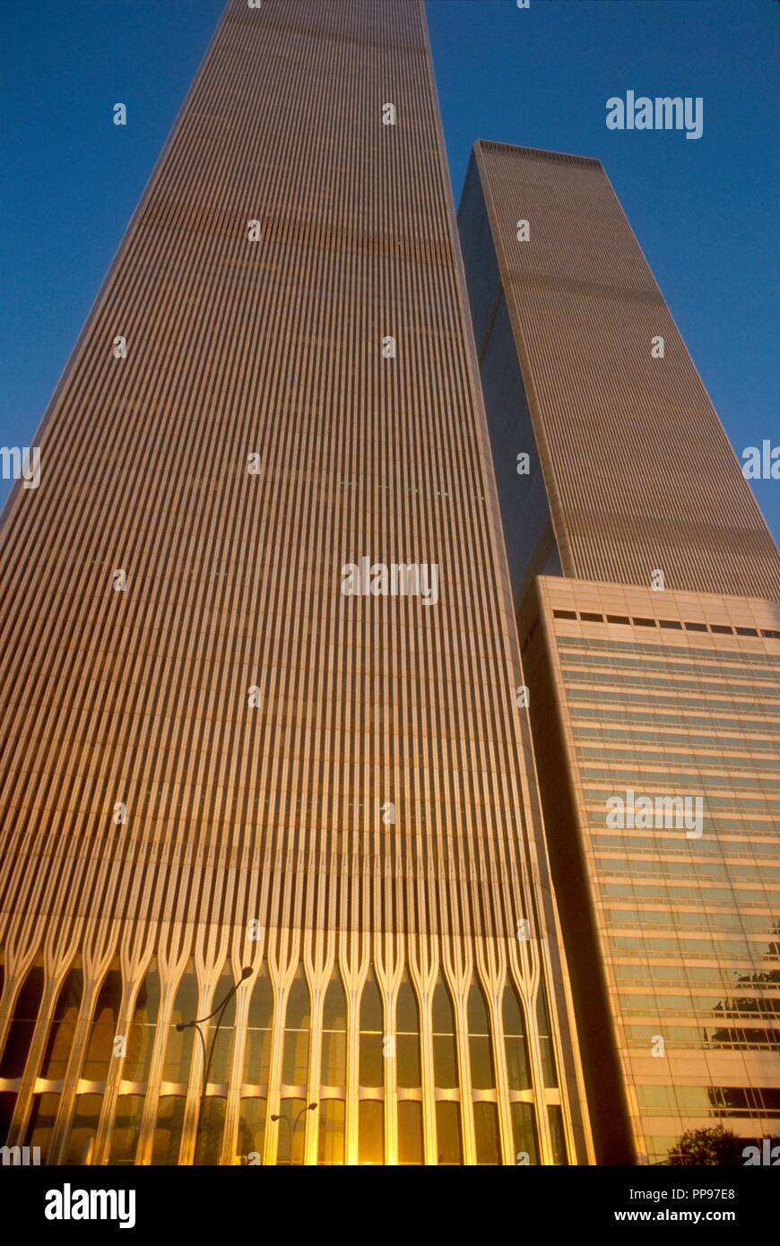 USA, New York city, Manhattan, the World Trade Center Twin Towers in 1985 Stock Photo