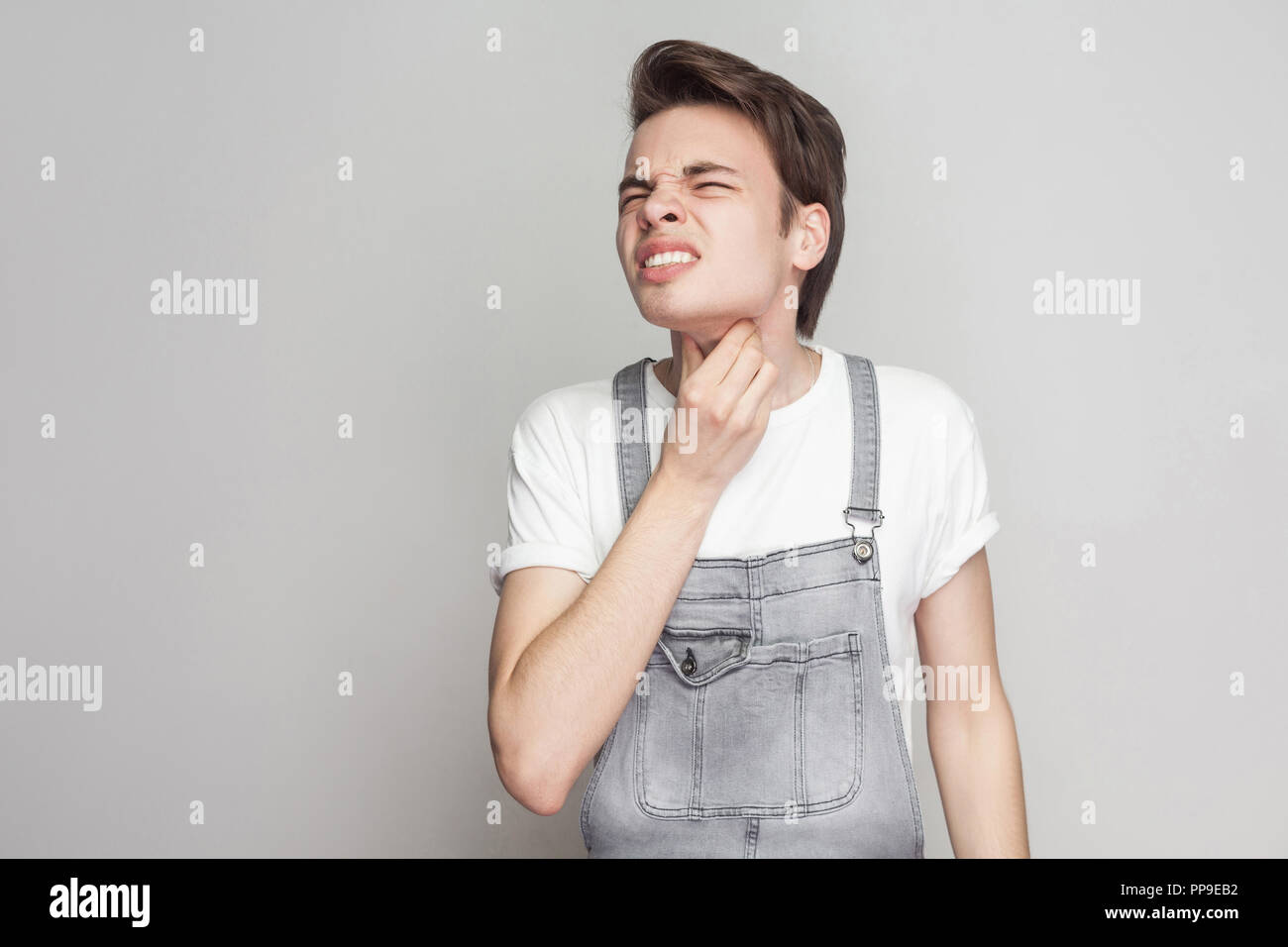 Fingers touching head hires stock photography and images Alamy