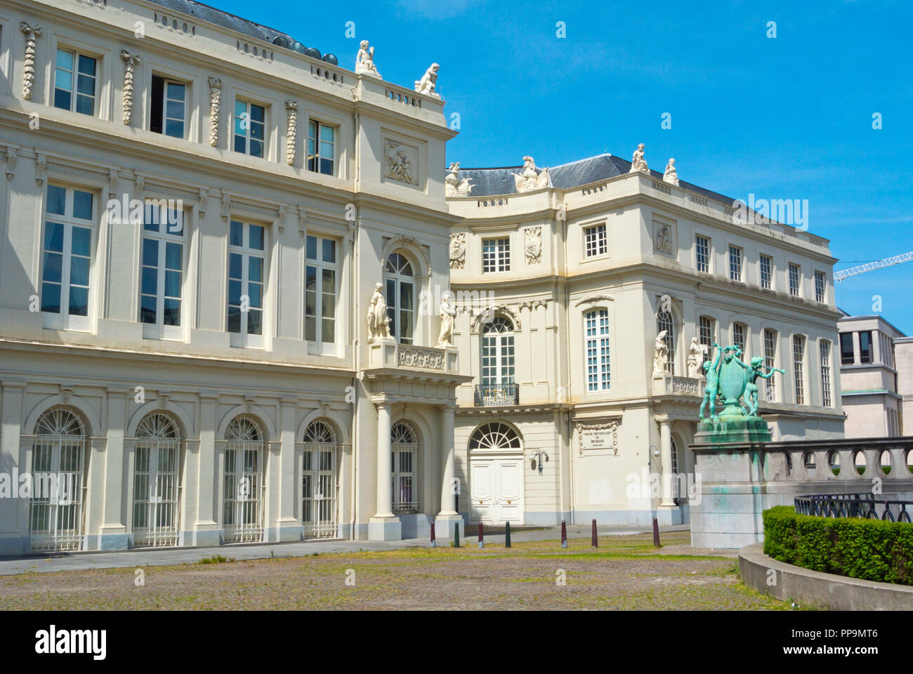 Musees Royaux des Beaux-Arts de Belgique, Place de Musee, Museumplein, Mont des Arts, Royal district, Brussels, Belgium Stock Photo