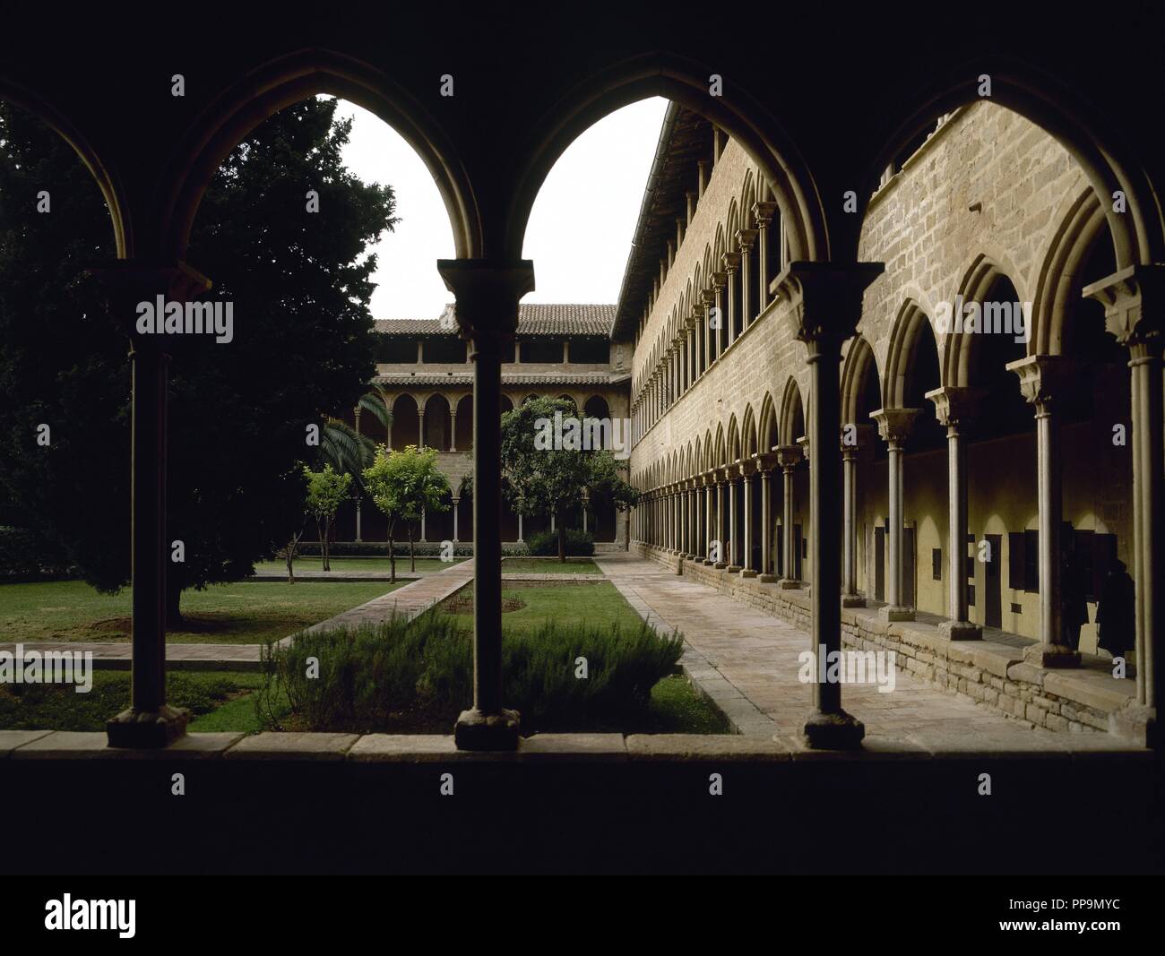 Royal Monastery of Saint Mary of Pedralbes. Founded in 14th century. Gothic cloister. Architectural detail. Barcelona, Catalonia, Spain. Stock Photo