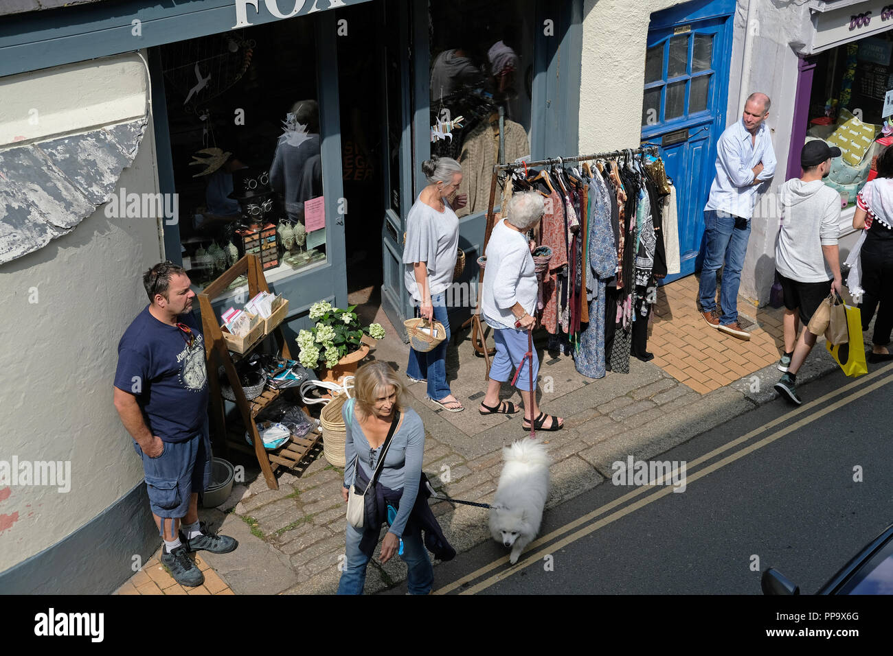 The narrow streets of Totnes in Devon, UK Stock Photo
