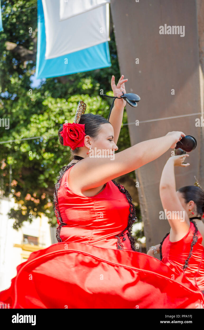 Dancers with hires stock photography and images Alamy