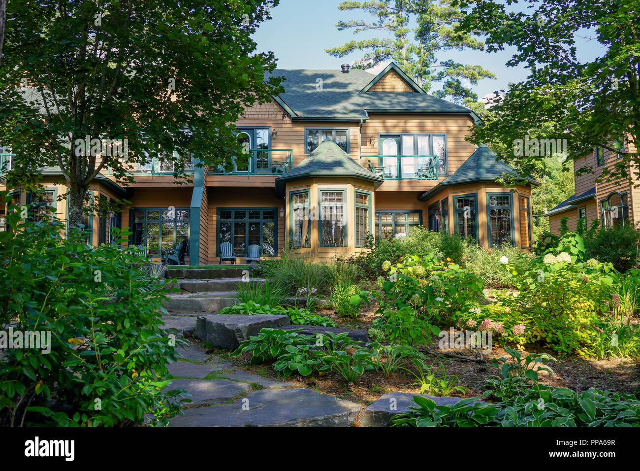 Cottage or weekend homes in Dwight , Ontario, Canada, near Lake of