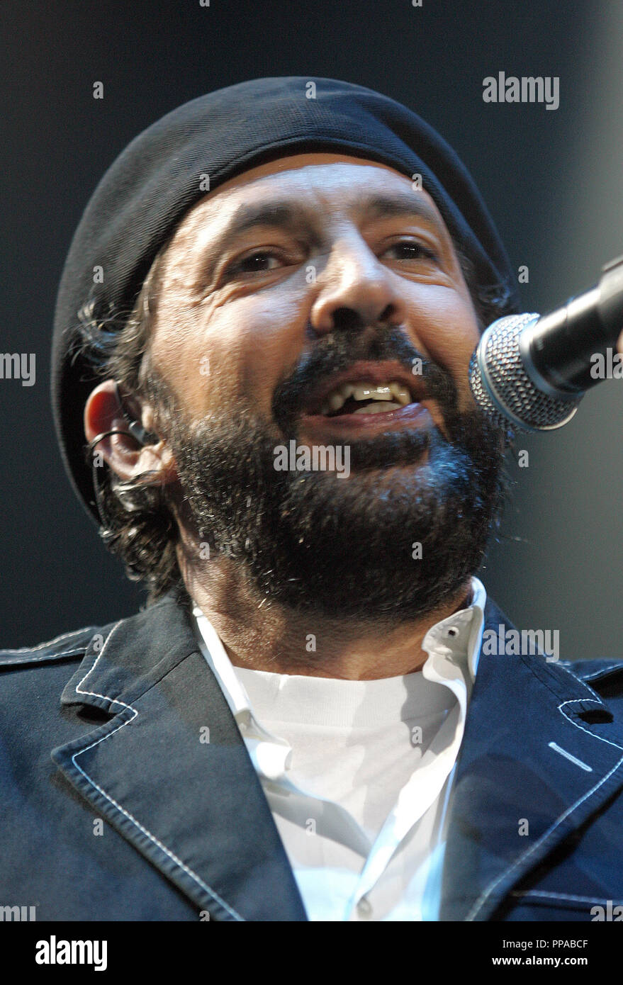 Juan Luis Guerra performs in concert at the Seminole Hard Rock Hotel and Casino in Hollywood, Florida on June 26, 2009. Stock Photo