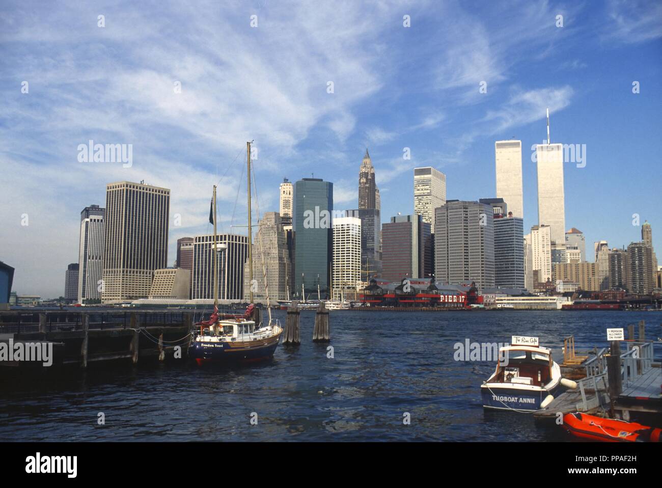 USA, New York city, the Manhattan skyline with World Trade Center Twin Towers in 1985 Stock Photo