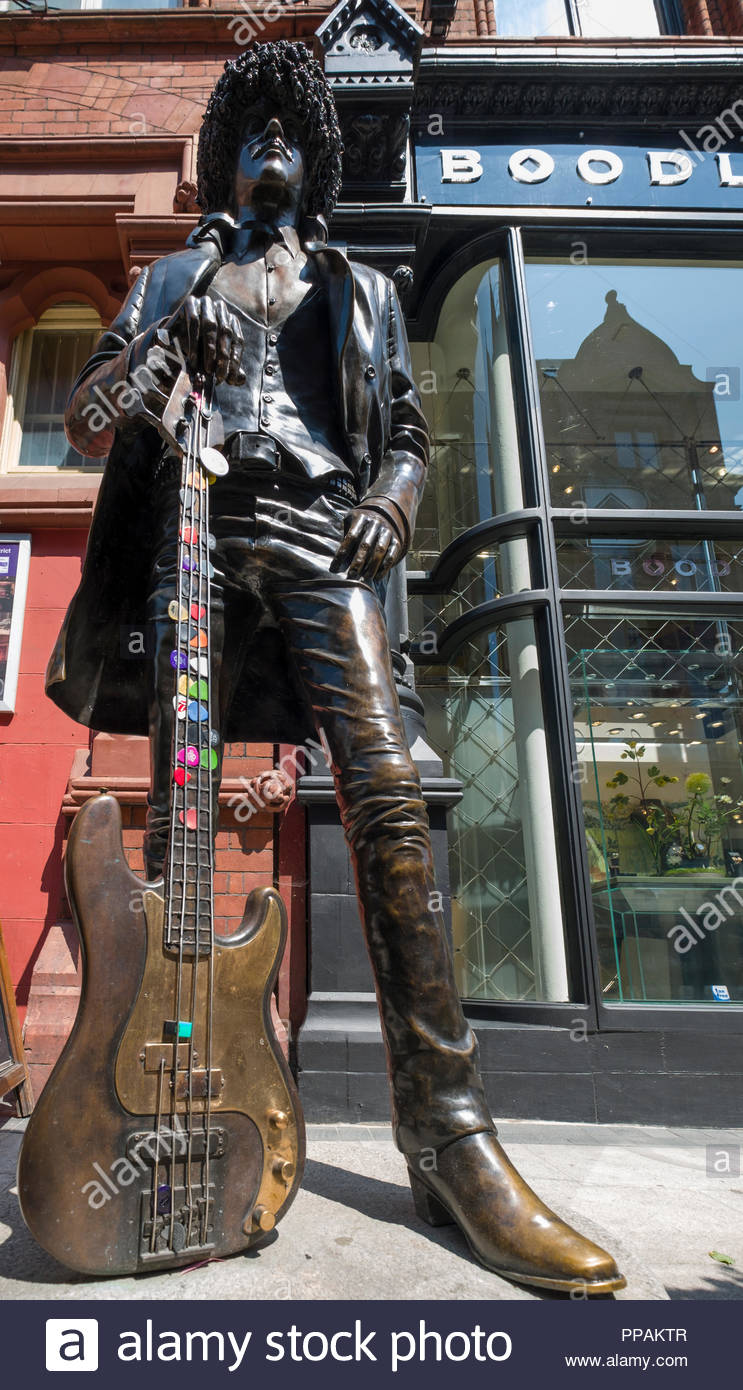 Guitar Sculpture Art Stock Photos & Guitar Sculpture Art Stock Images